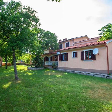 Apartmani Marica Plomin Exteriör bild