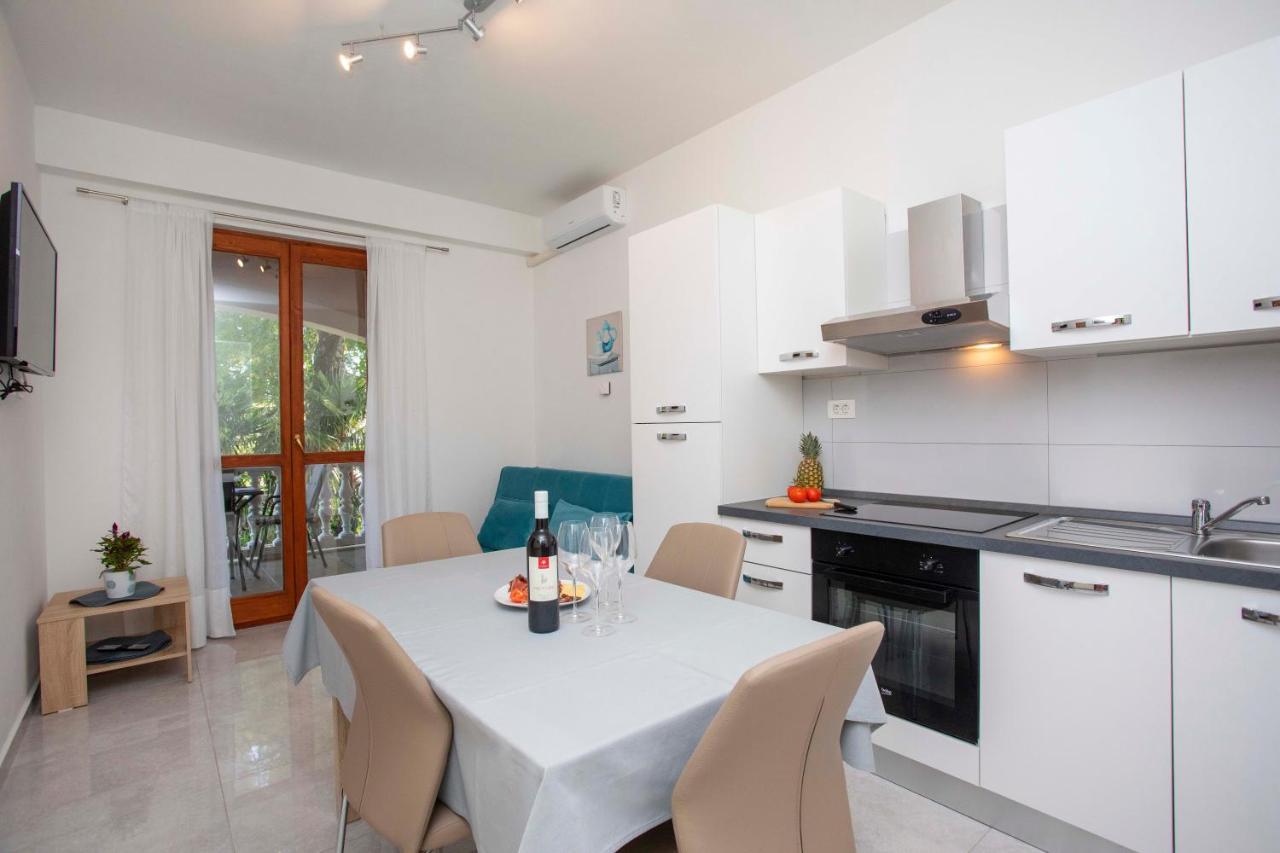 Apartmani Marica Plomin Exteriör bild