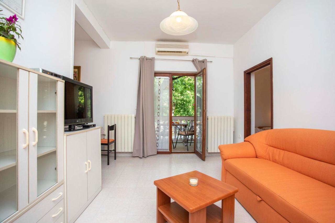 Apartmani Marica Plomin Exteriör bild