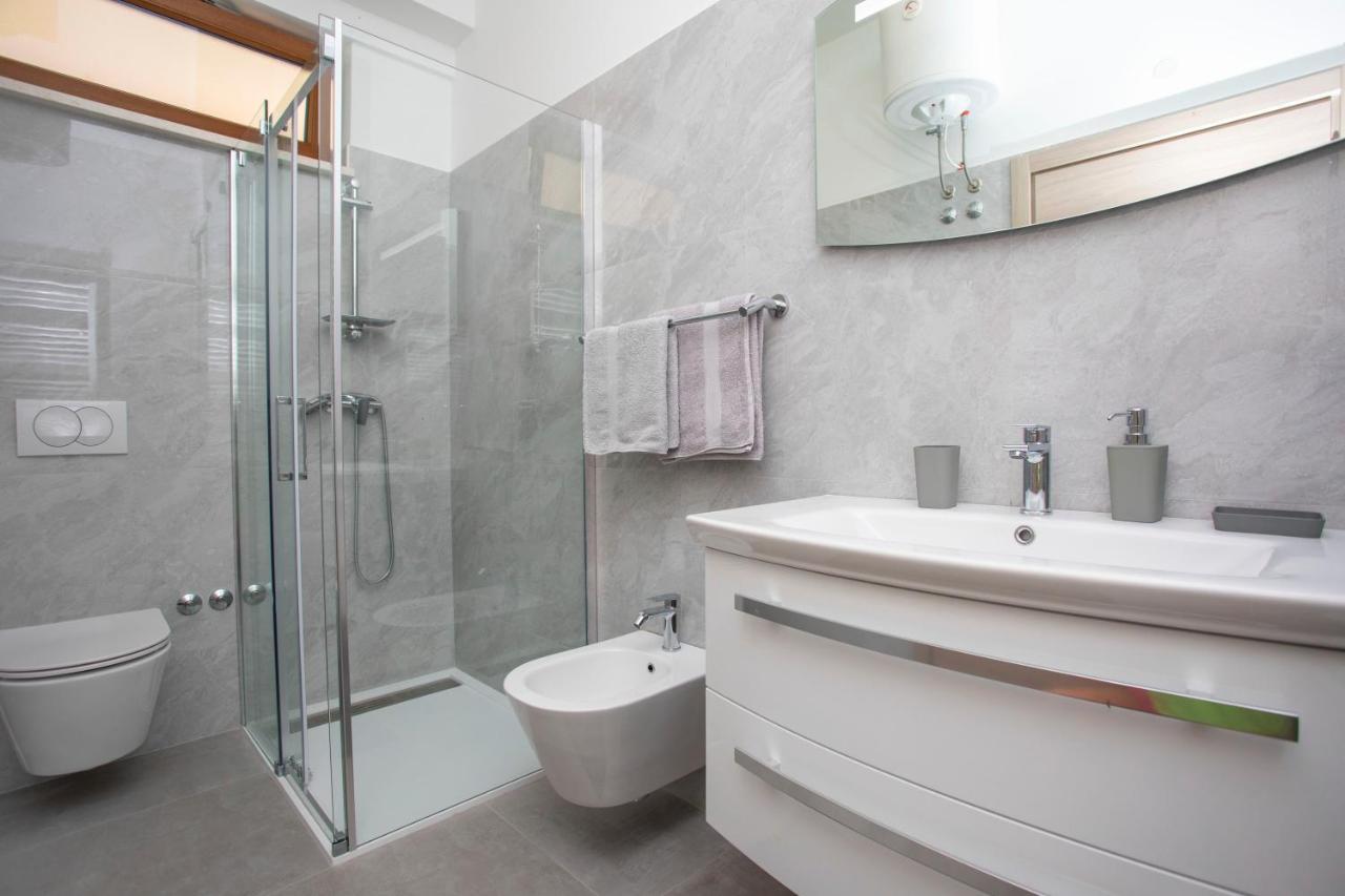 Apartmani Marica Plomin Exteriör bild