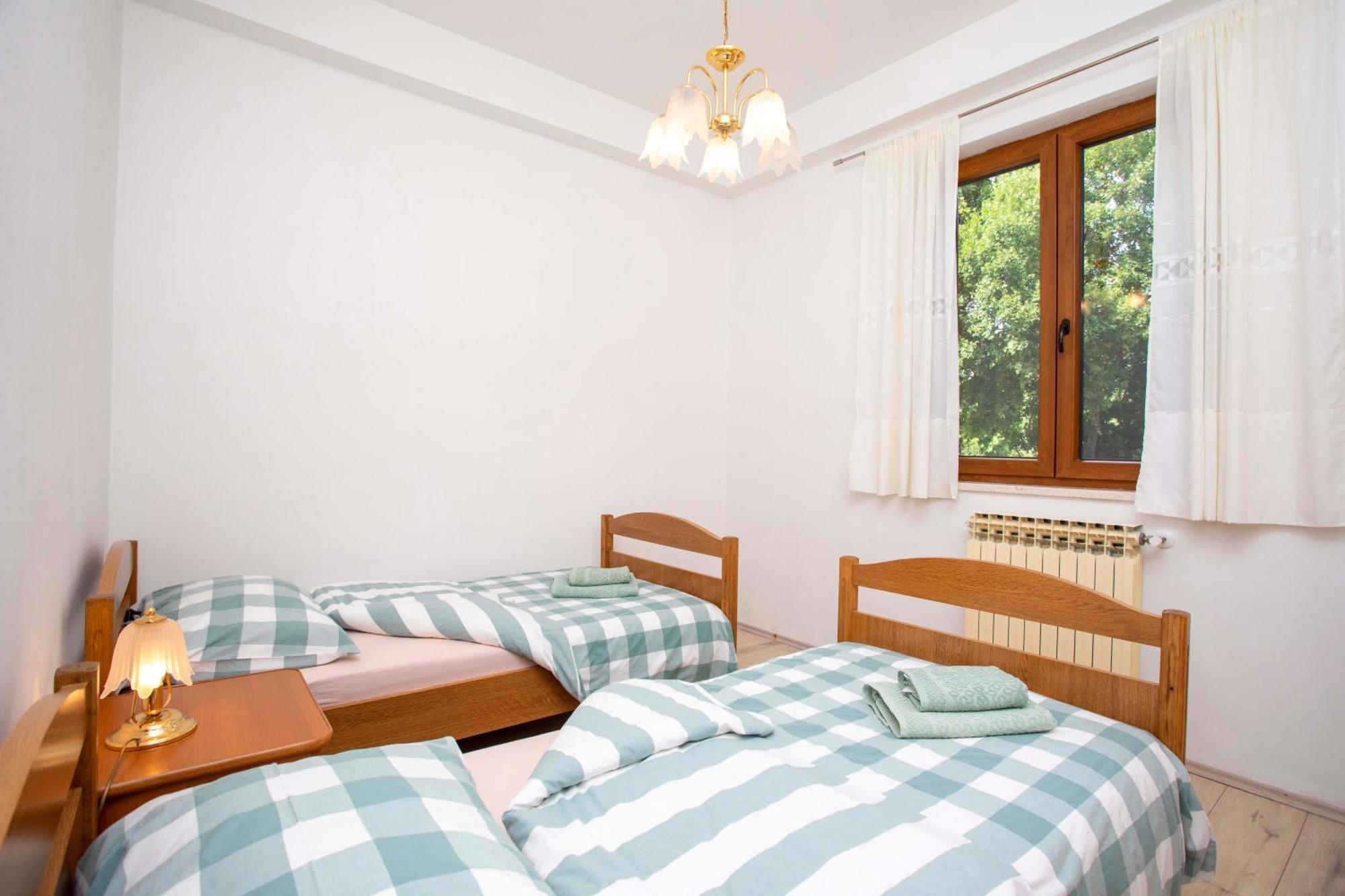 Apartmani Marica Plomin Rum bild