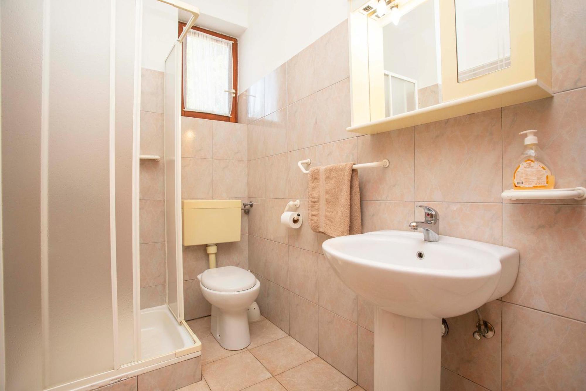 Apartmani Marica Plomin Rum bild